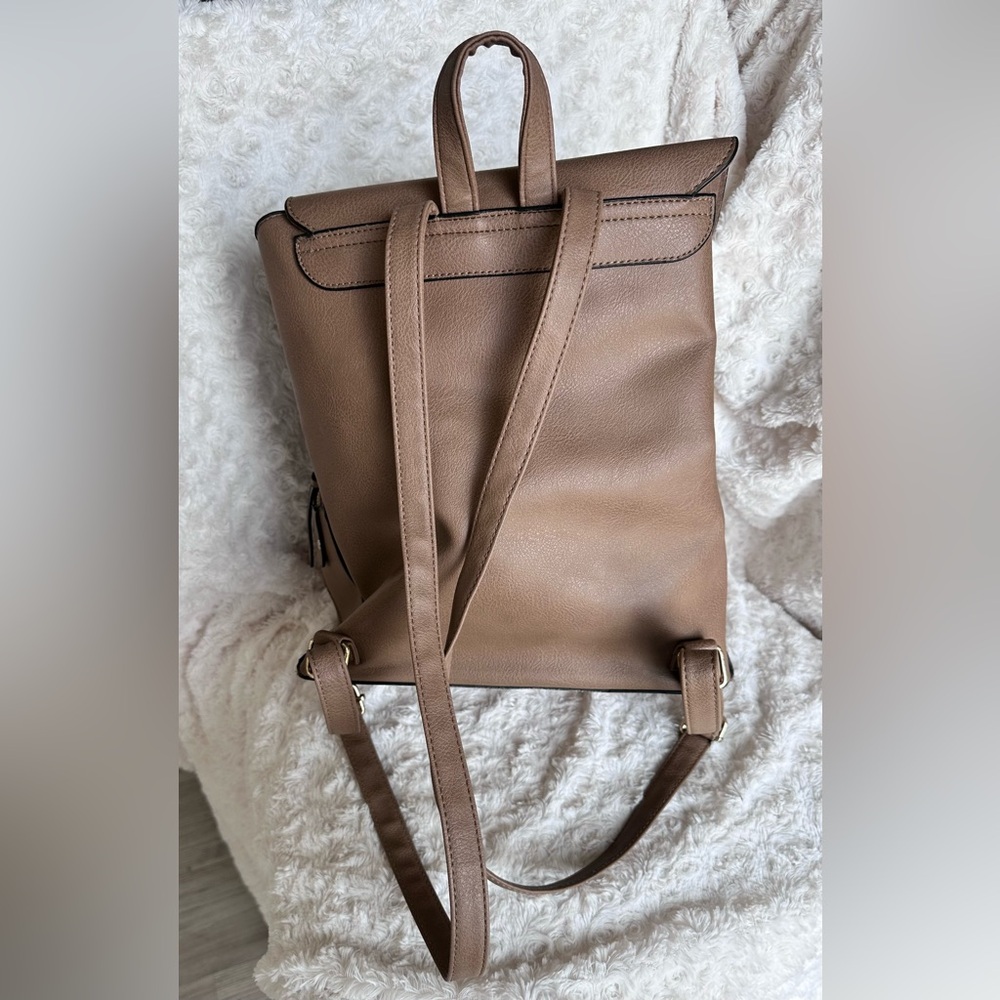 UNDERONESKY Tan Backpack Multiple Pockets - Picture 9 of 11